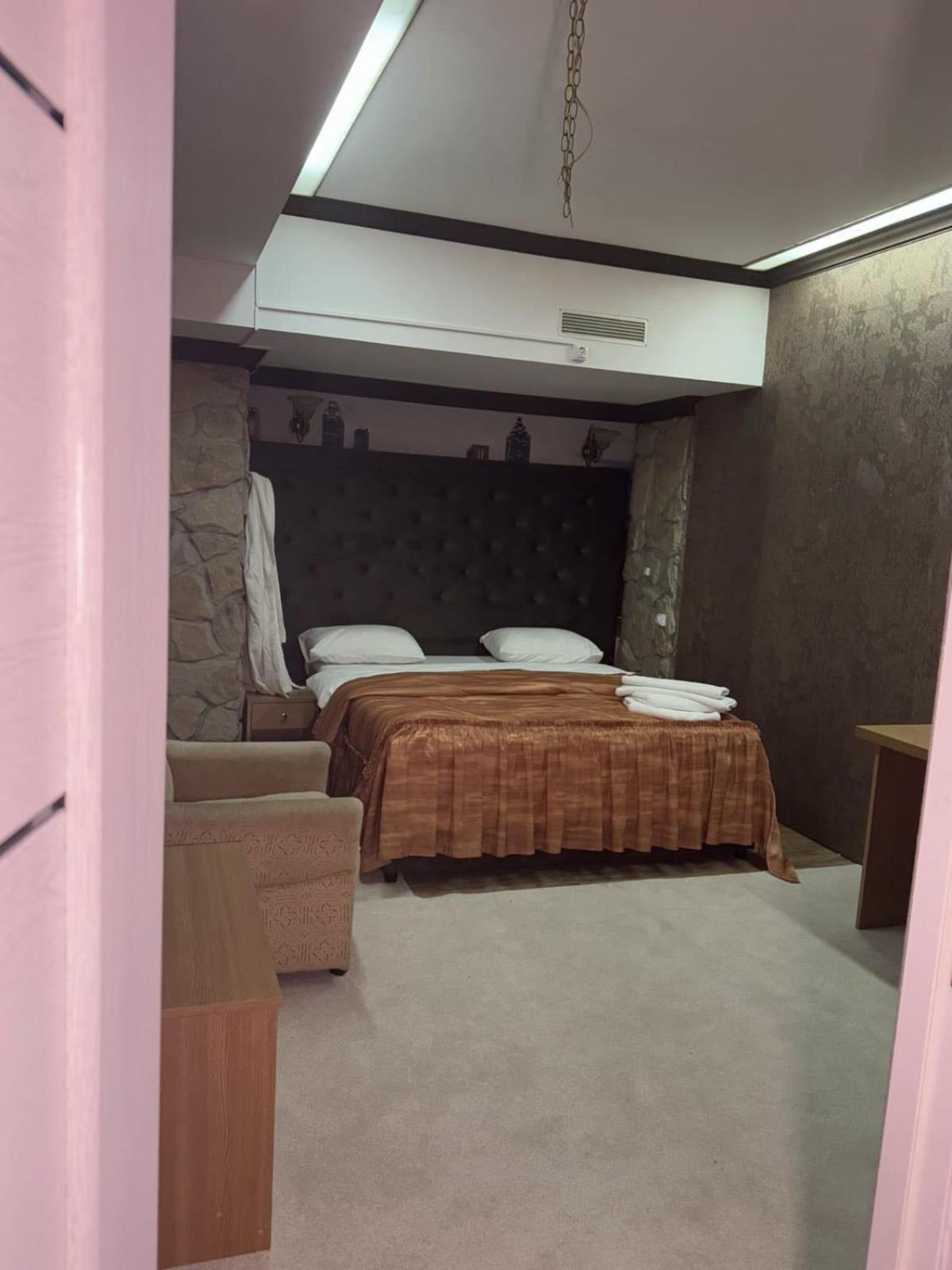 Hotel Cinema คีชีเนา ภายนอก รูปภาพ