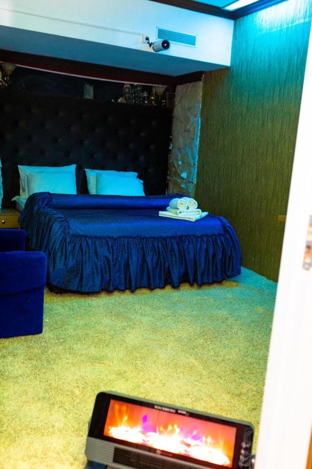 Hotel Cinema คีชีเนา ภายนอก รูปภาพ